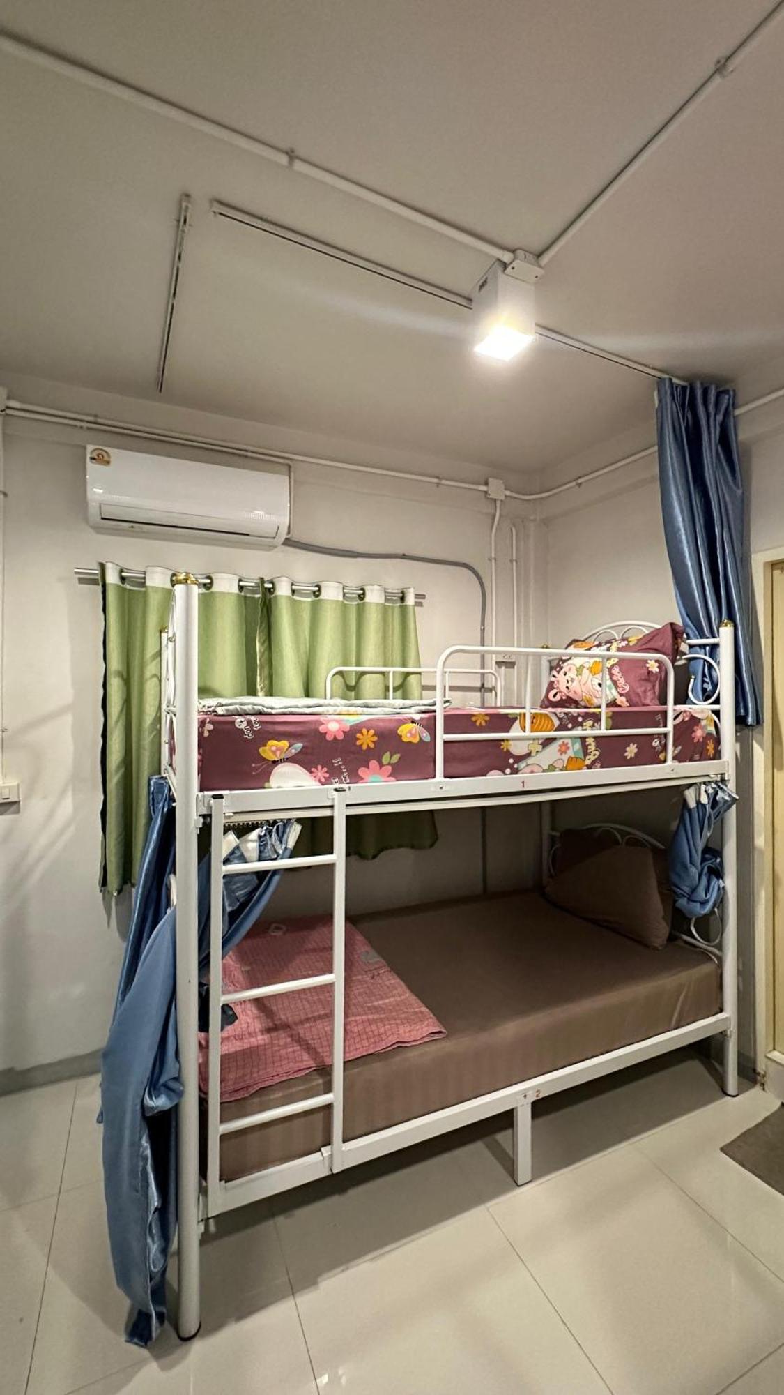 Lemon Tree Hostel Khaosan バンコク都 エクステリア 写真