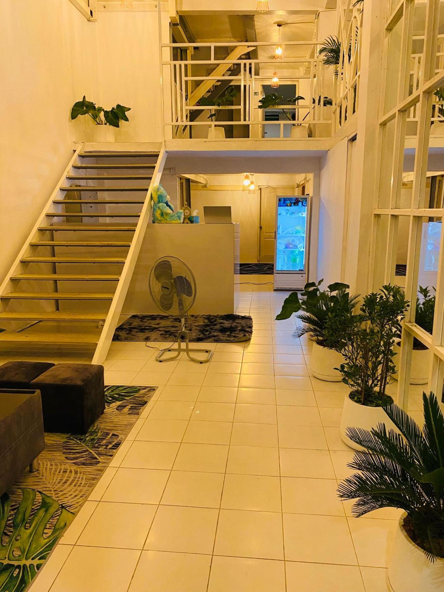 Lemon Tree Hostel Khaosan バンコク都 エクステリア 写真